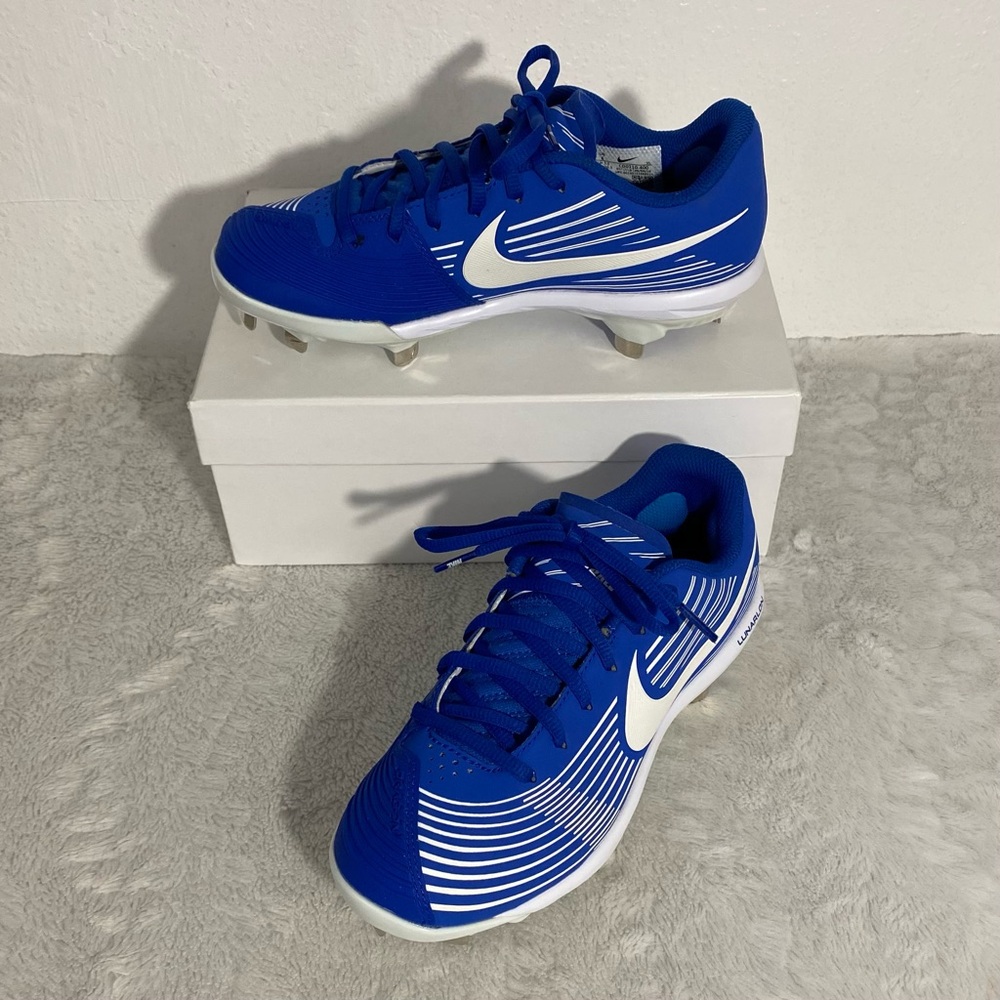 Nike Women's Royal Blue and White Athletic Cleats